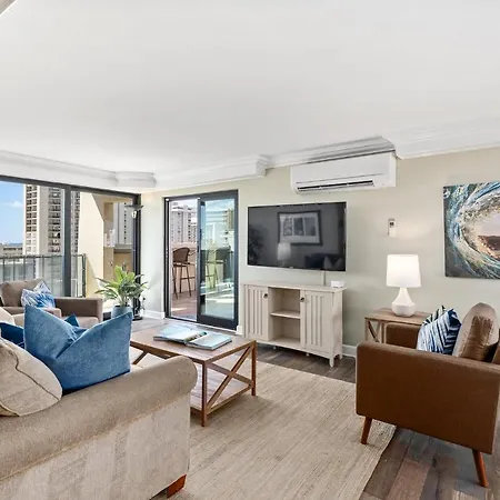 Ferienwohnung Expansive Lanai W/ Panoramic Views - Walk To Waikiki Beach